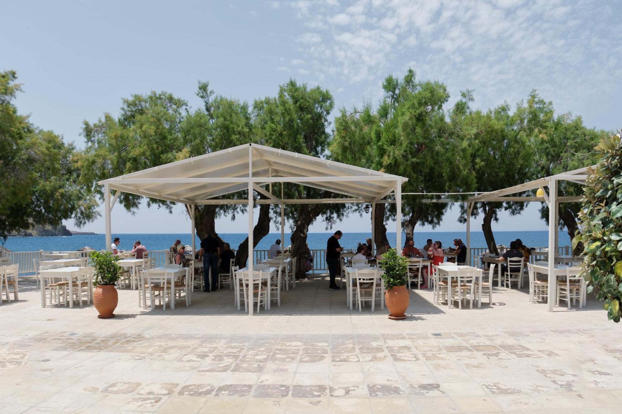 Aphrodite Hotel มิธิมนา ภายนอก รูปภาพ