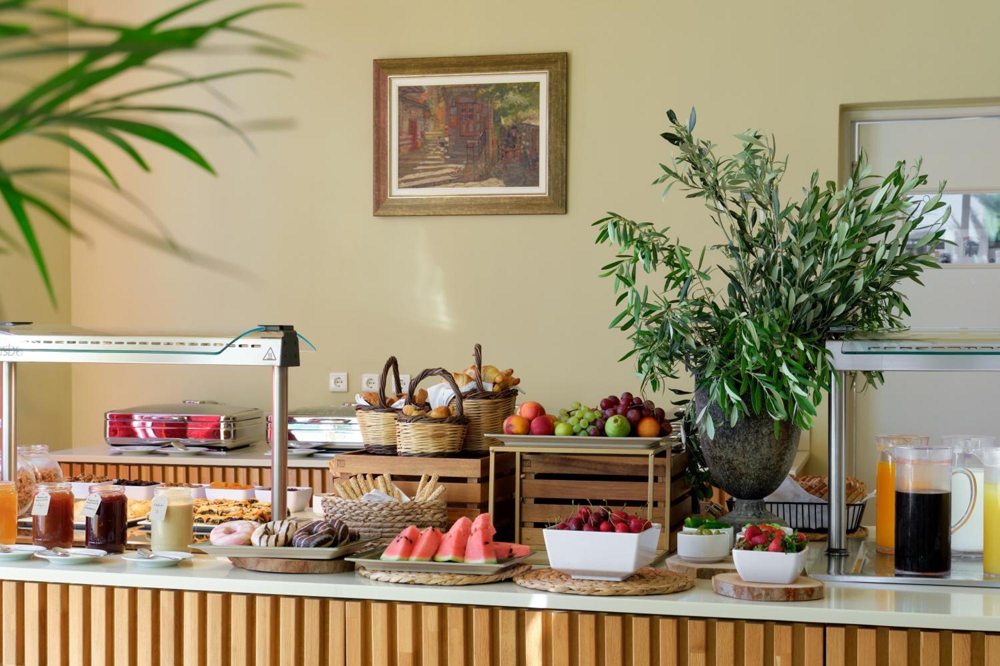 Aphrodite Hotel มิธิมนา ภายนอก รูปภาพ