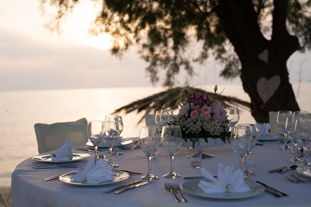 Aphrodite Hotel มิธิมนา ภายนอก รูปภาพ