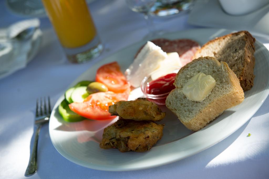 Aphrodite Hotel มิธิมนา ภายนอก รูปภาพ